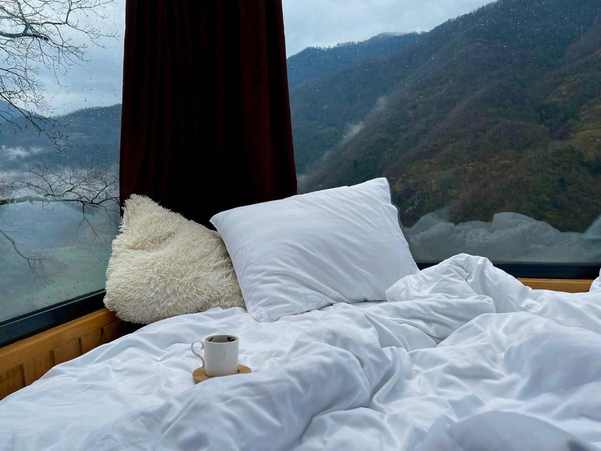 Woodpecker Georgia Hotel Batumi Ngoại thất bức ảnh