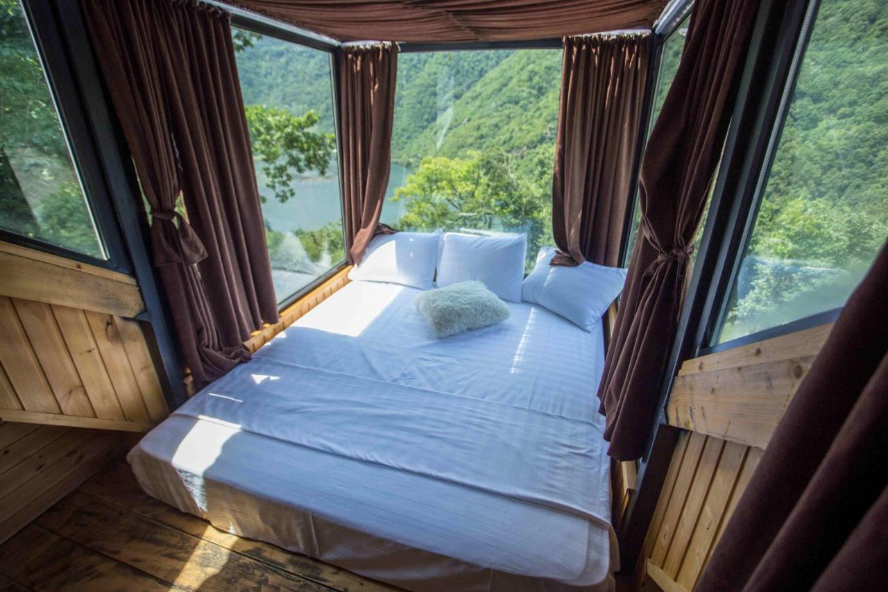 Woodpecker Georgia Hotel Batumi Ngoại thất bức ảnh