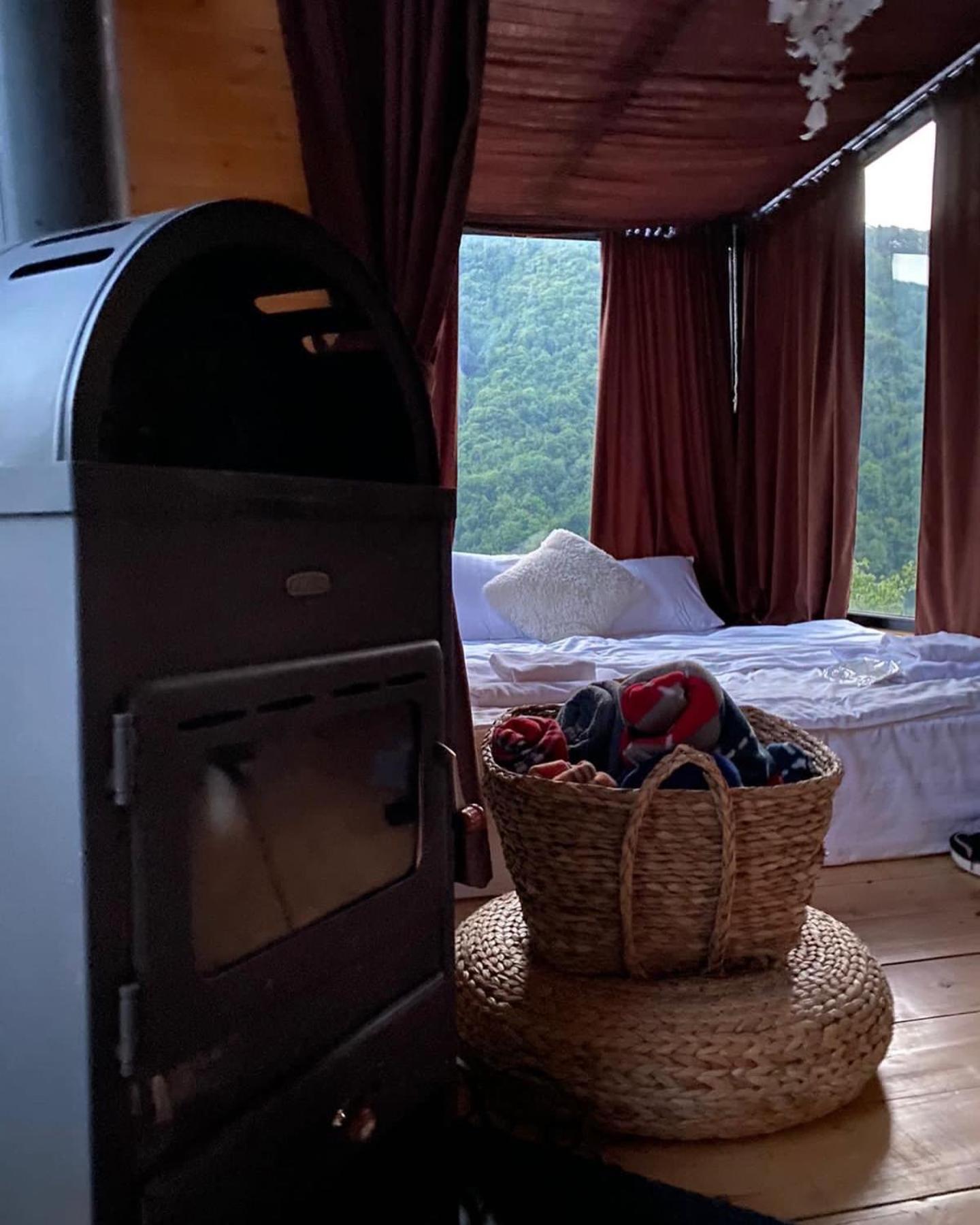 Woodpecker Georgia Hotel Batumi Ngoại thất bức ảnh