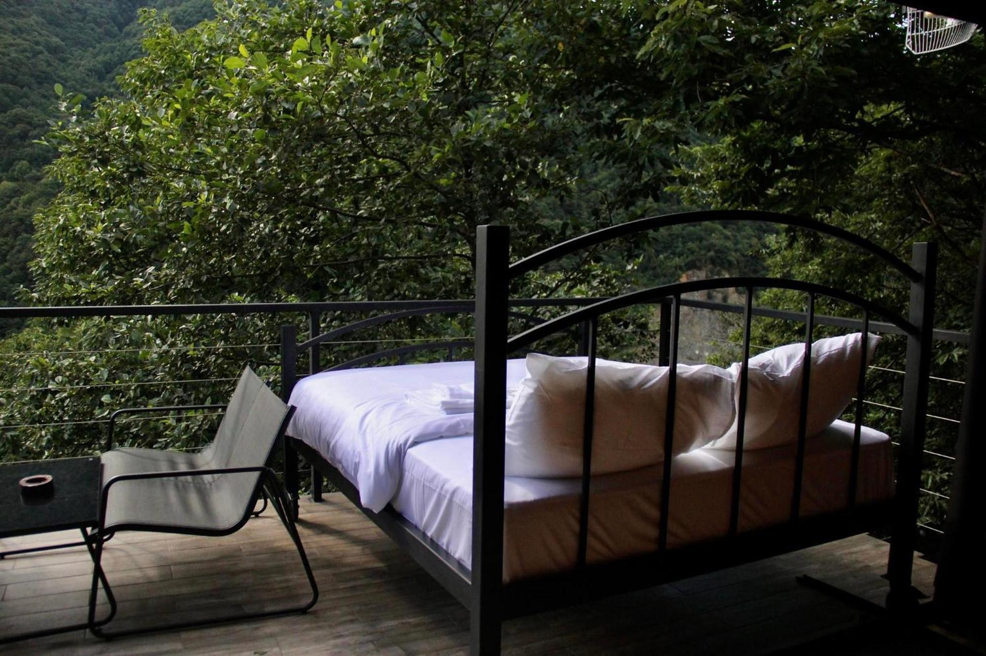 Woodpecker Georgia Hotel Batumi Ngoại thất bức ảnh