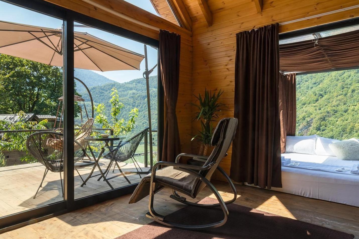 Woodpecker Georgia Hotel Batumi Ngoại thất bức ảnh