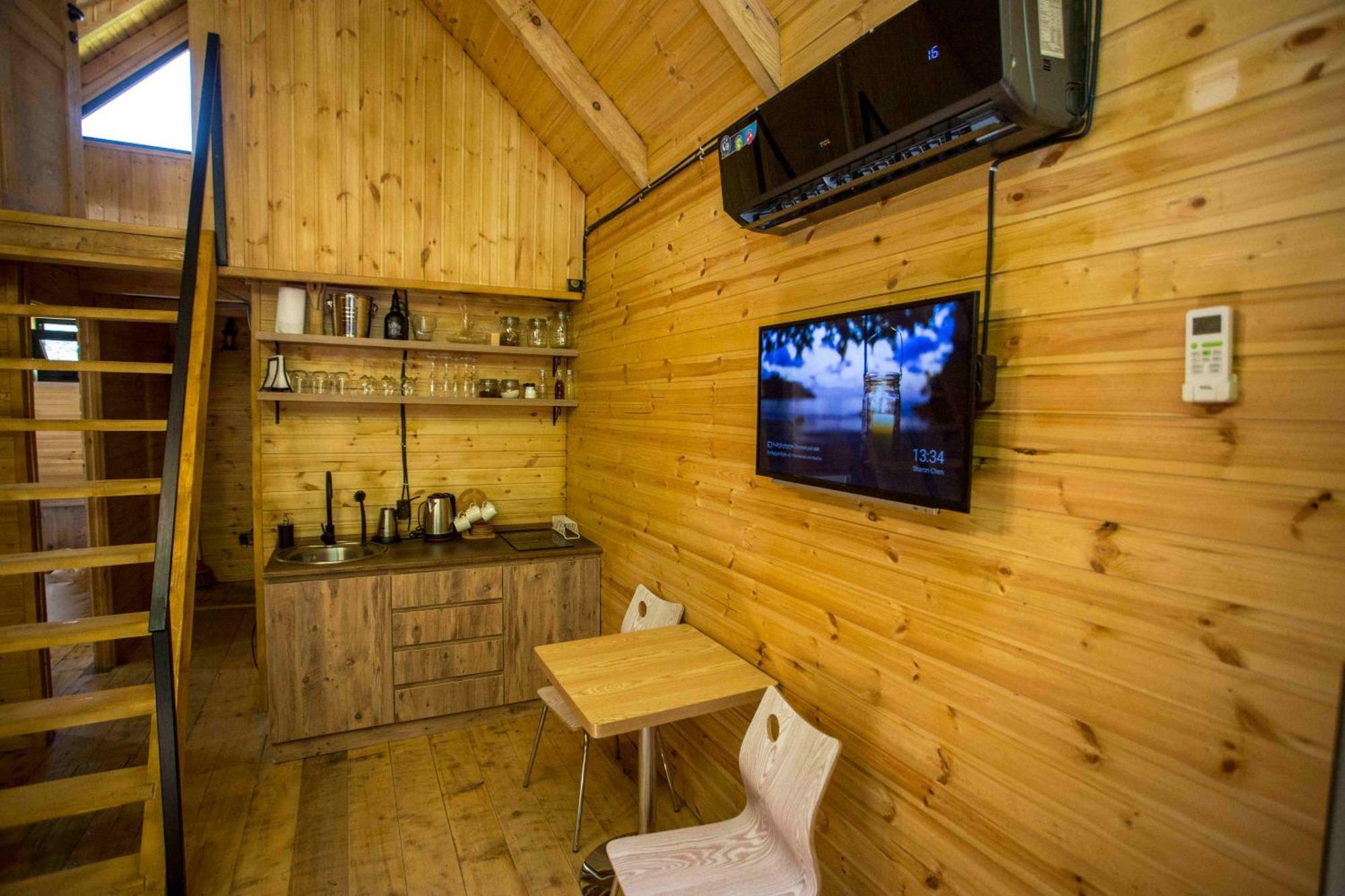 Woodpecker Georgia Hotel Batumi Ngoại thất bức ảnh